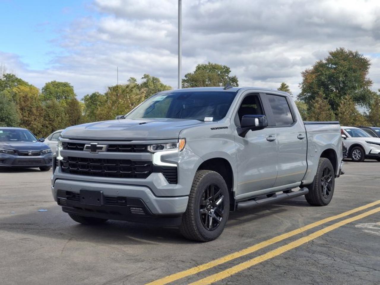 2024 Chevrolet Silverado 1500 RST Crew 4X4 | 6.2L | Leather | Sunroof | Max Trailer Pkg | Active Exhaust | 360 Camera and More ! Photo1