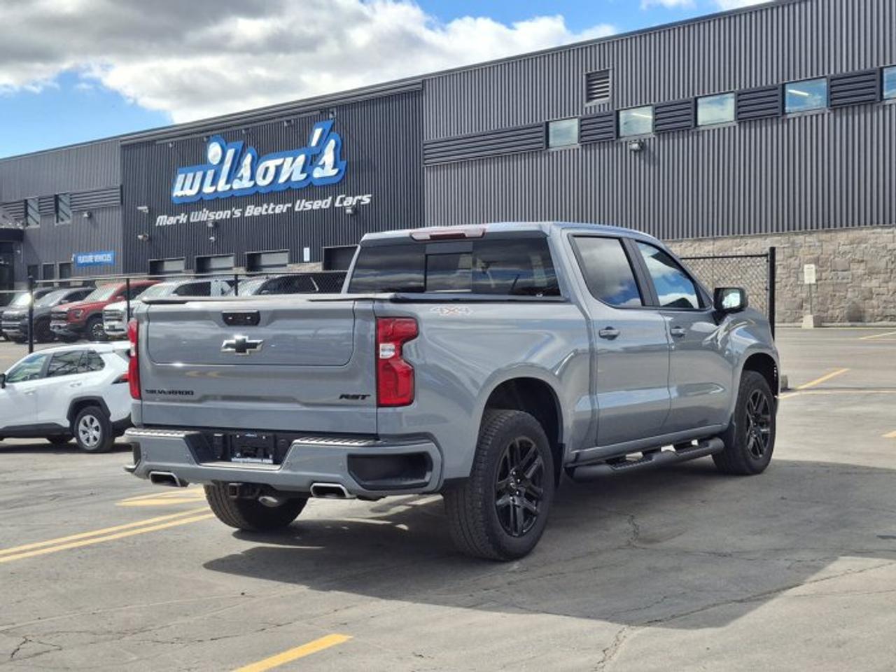 2024 Chevrolet Silverado 1500 RST Crew 4X4 | 6.2L | Leather | Sunroof | Max Trailer Pkg | Active Exhaust | 360 Camera and More ! Photo