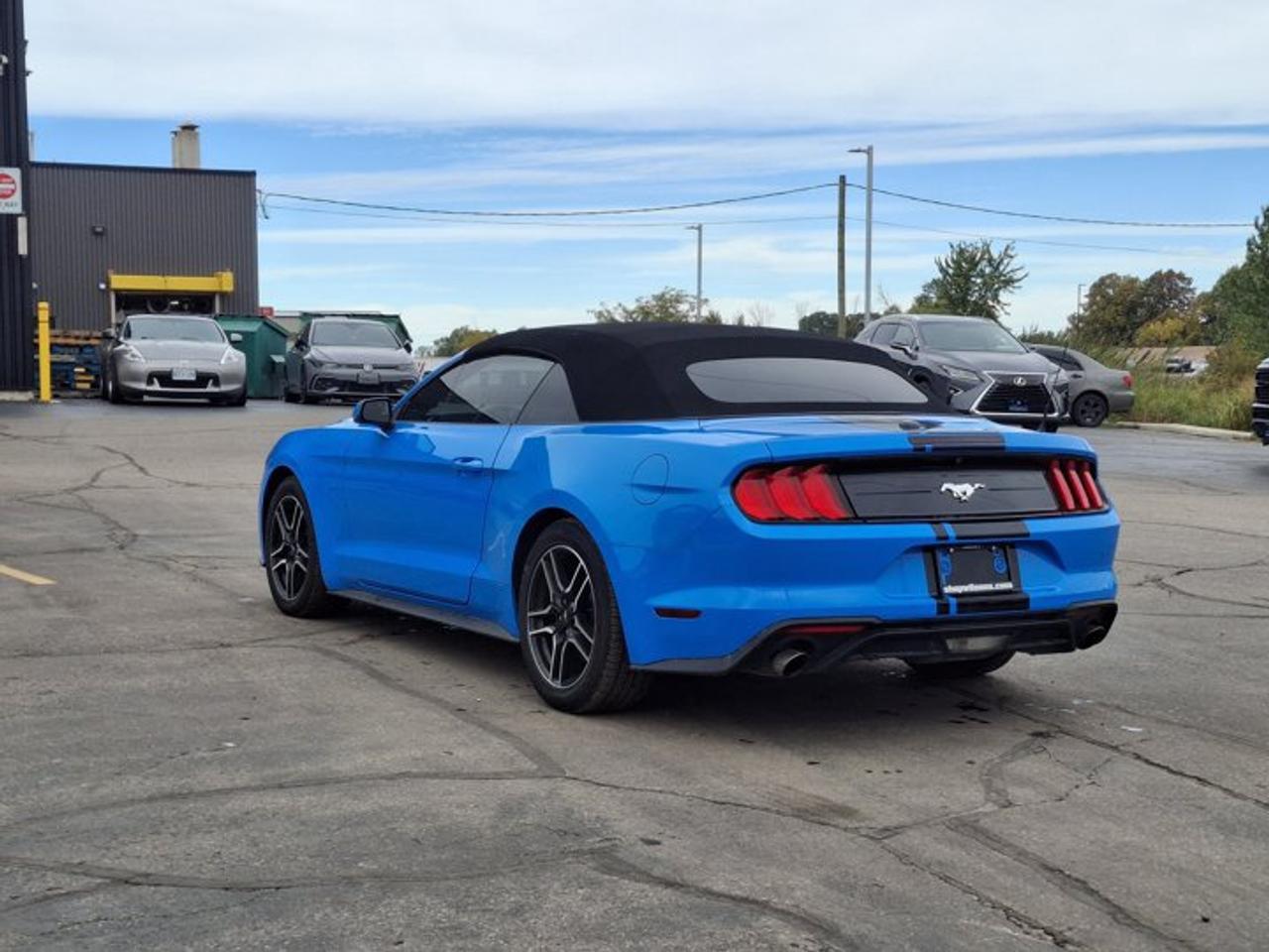 2022 Ford Mustang EcoBoost Premium | Leather | Nav | Cooled + Heated Seats | Adaptive Cruise | CarPlay and More ! Photo2