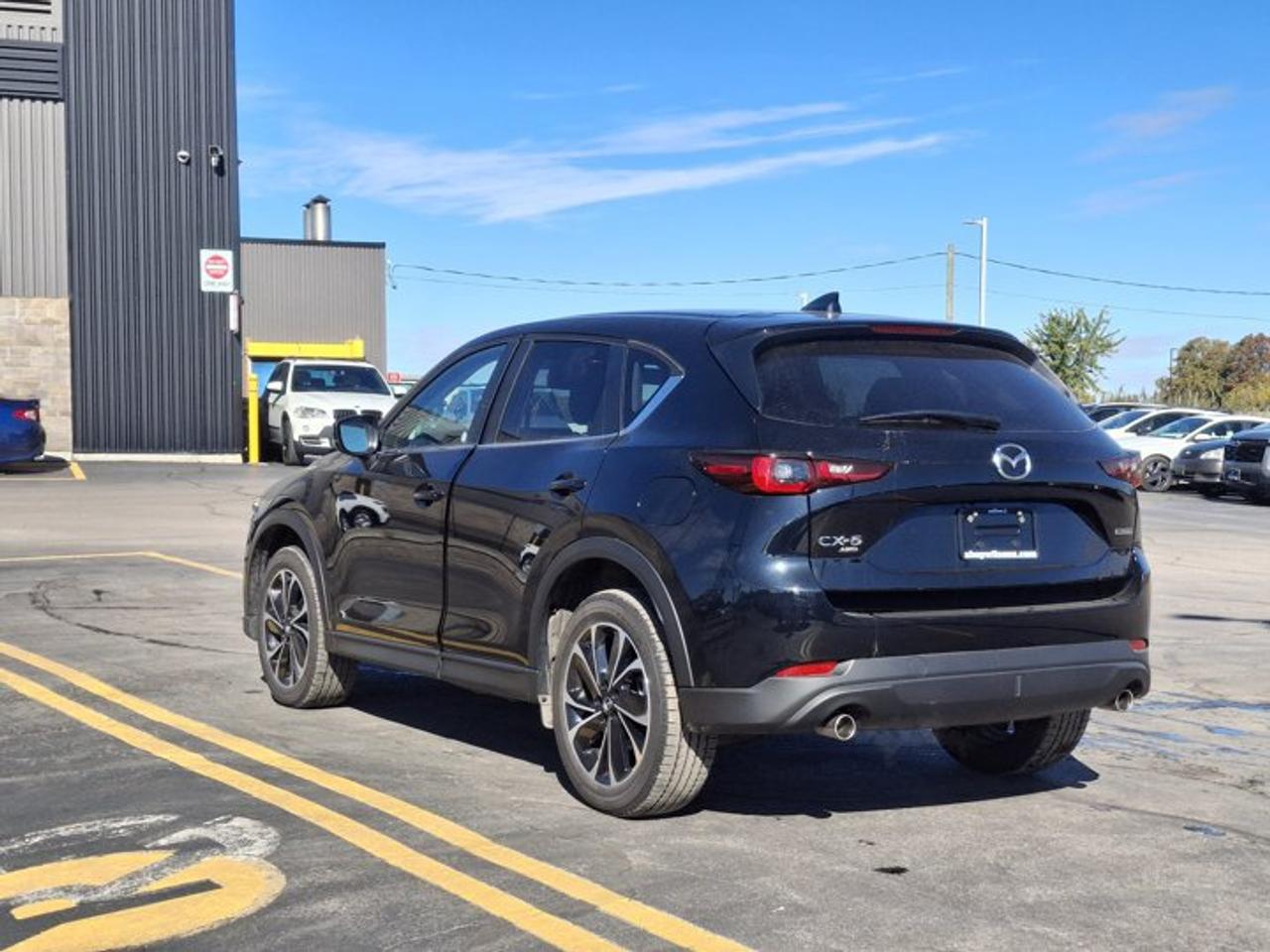 2024 Mazda CX-5 GS AWD | Sunroof | Leatherette | Adaptive Cruise | Heated Wheel + Seats | CarPlay + Android and More Photo