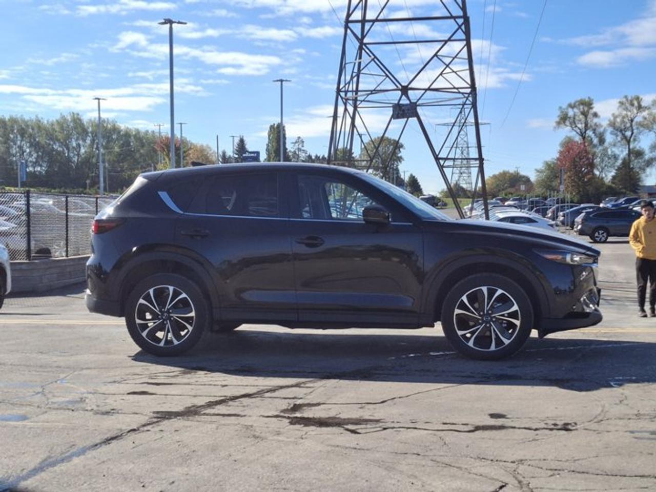 2024 Mazda CX-5 GS AWD | Sunroof | Leatherette | Adaptive Cruise | Heated Wheel + Seats | CarPlay + Android and More Photo