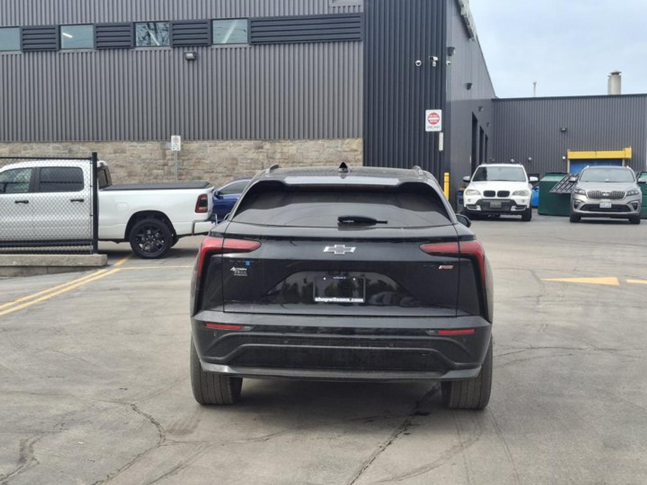2024 Chevrolet Blazer EV eAWD RS | Leather | Navi | Heated Seats + Steering | Power Liftgate | Adaptive Cruise | and More ! Photo