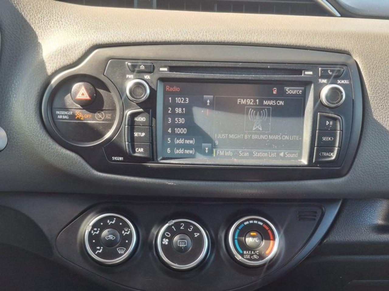 2019 Toyota Yaris Hatchback LE | 5-Speed Manual | A/C | Heated Seats | Rear Camera | Bluetooth | and More ! Photo