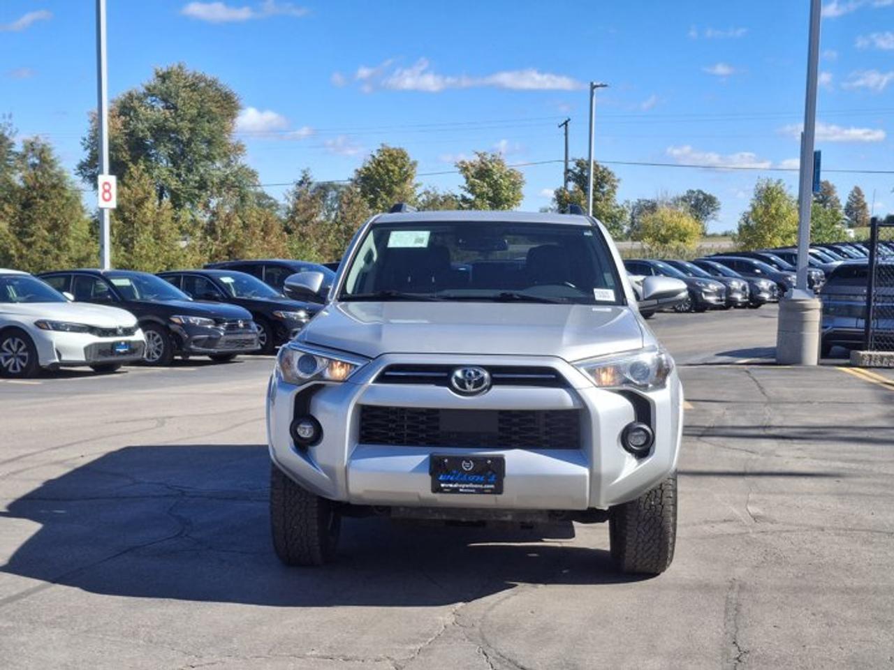 2023 Toyota 4Runner SR5 4x4 | 7 Passenger | Leather | Sunroof | Heated Seats + Steering | Power Seats | and More ! Photo