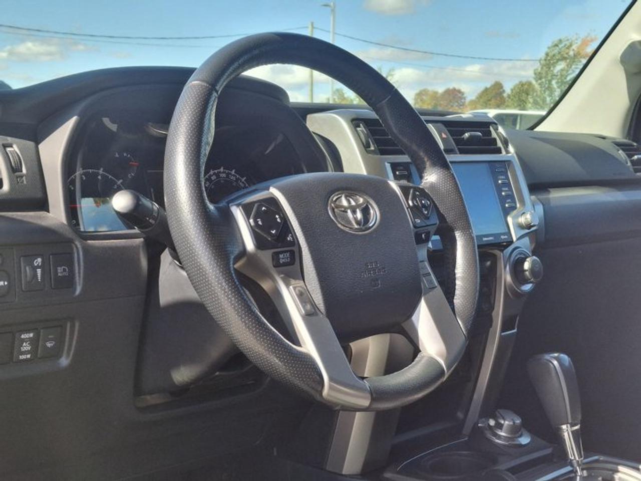 2023 Toyota 4Runner SR5 4x4 | 7 Passenger | Leather | Sunroof | Heated Seats + Steering | Power Seats | and More ! Photo