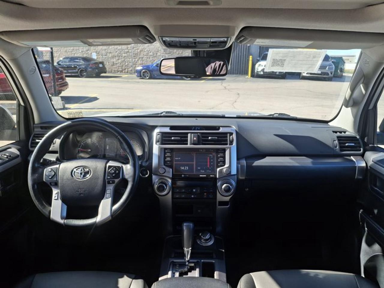 2023 Toyota 4Runner SR5 4x4 | 7 Passenger | Leather | Sunroof | Heated Seats + Steering | Power Seats | and More ! Photo