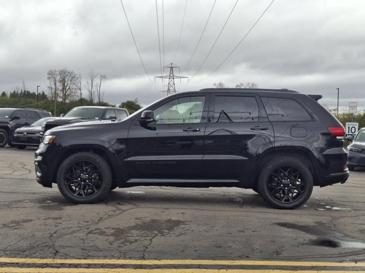 2021 Jeep Grand Cherokee Limited X 4x4 | Split Leather | Sunroof | Tow Group | Heated Seats + Steering | Remote Start & More! Photo5