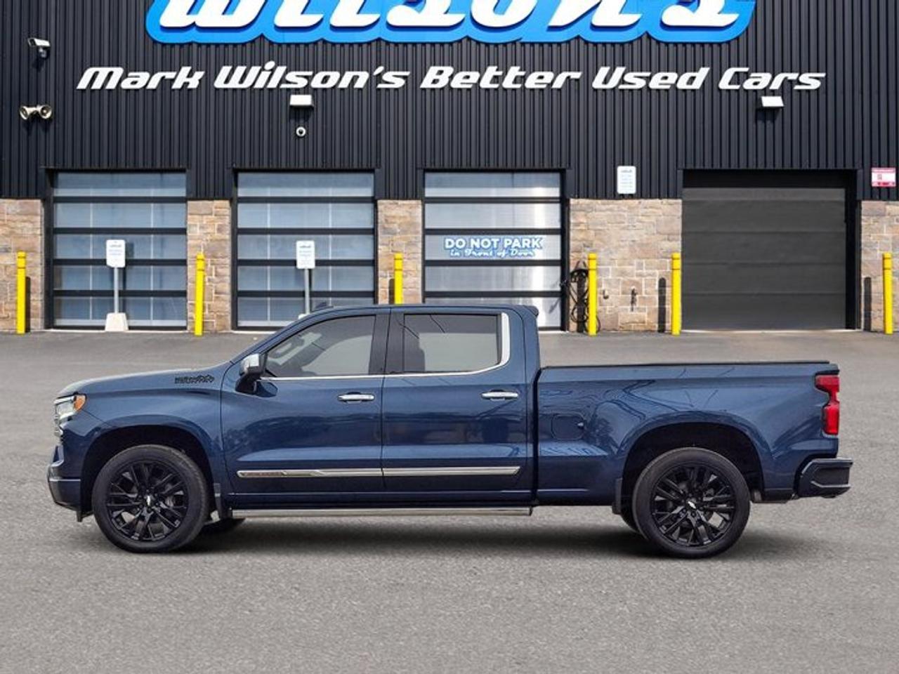 2022 Chevrolet Silverado 1500 High Country Crew 4X4 | 6.5' Box | 6.2L | 22'' Wheels | HUD | Leather | Sunroof | Nav | and More ! Photo5