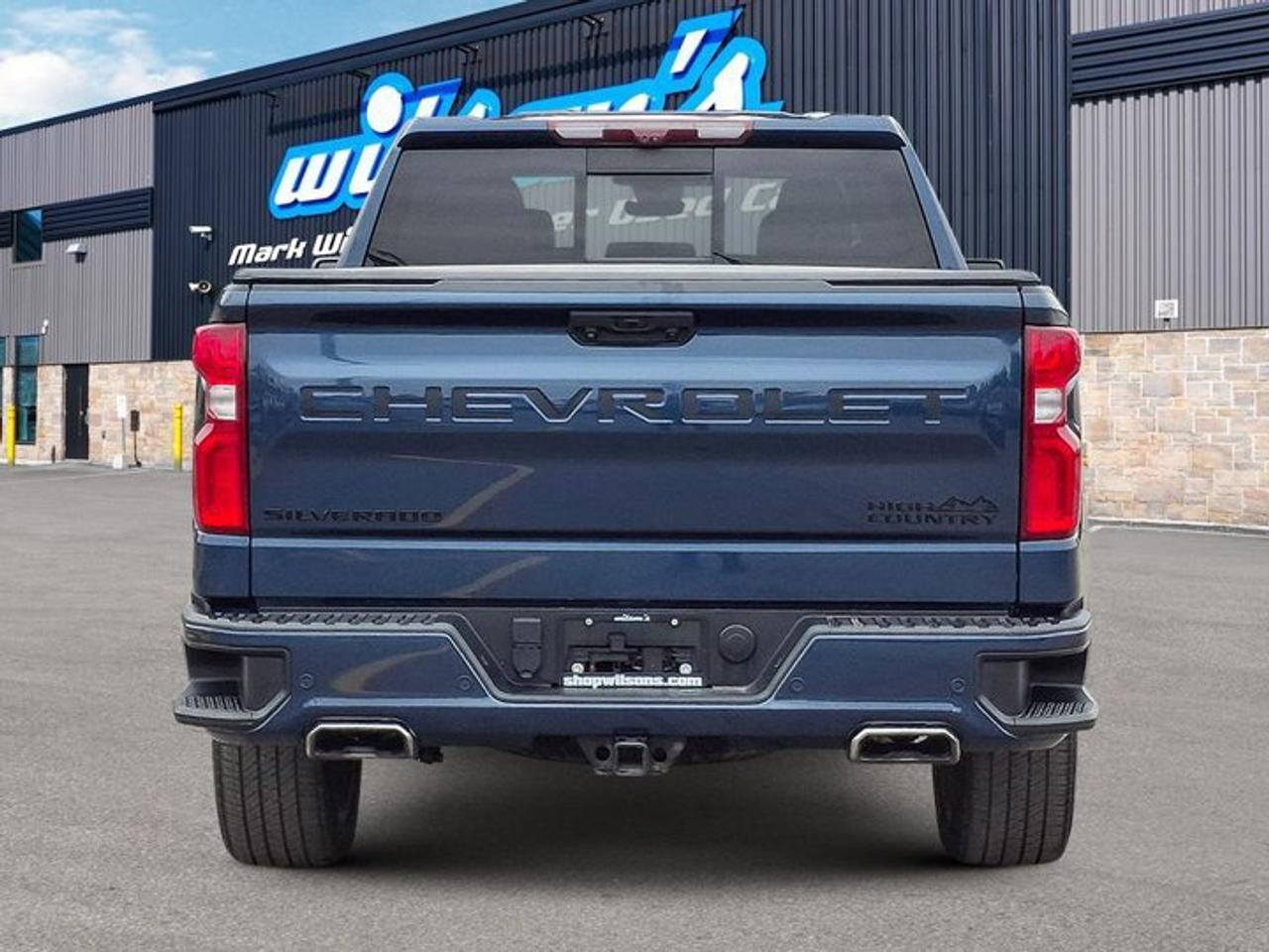 2022 Chevrolet Silverado 1500 High Country Crew 4X4 | 6.5' Box | 6.2L | 22'' Wheels | HUD | Leather | Sunroof | Nav | and More ! Photo