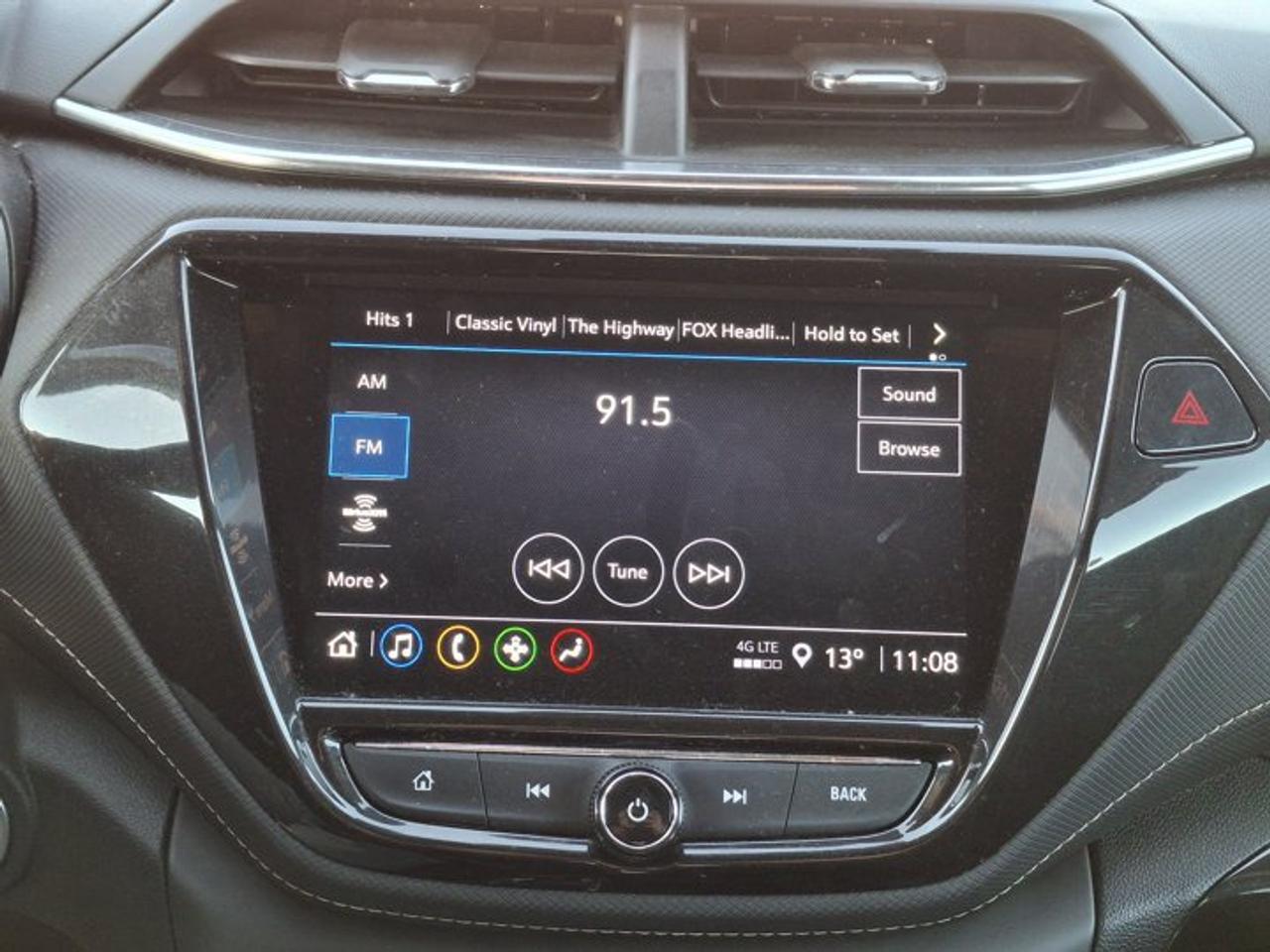 2021 Chevrolet TrailBlazer ACTIV AWD | Pano Roof | Leather | Power Liftgate | Heated Seats | Remote Start | CarPlay | and More! Photo