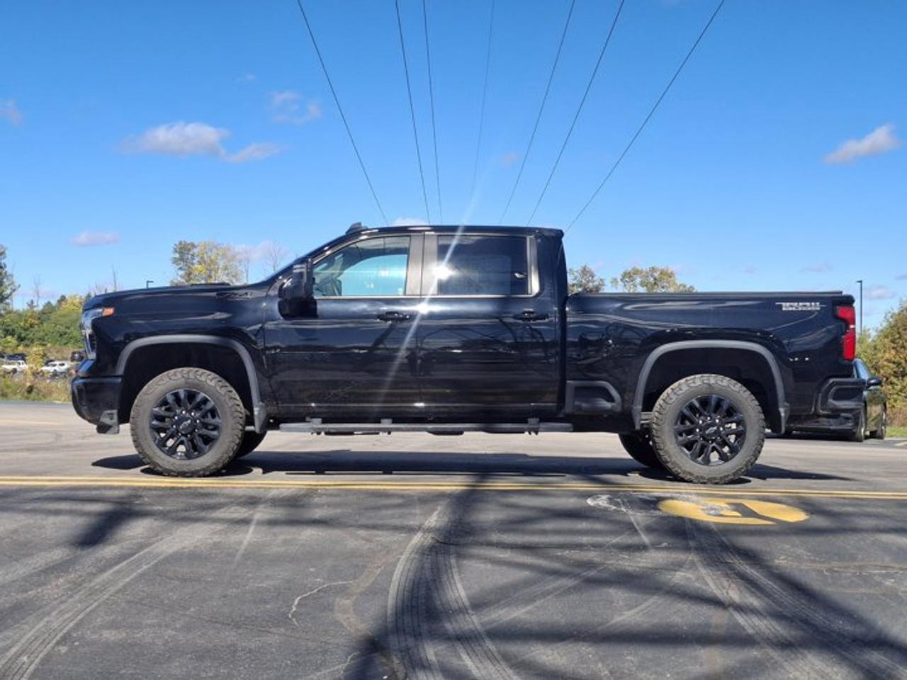 2026 Chevrolet Silverado 2500 HD LT Crew 4X4 | Diesel | Trail Boss | Z71 | 360 Camera | Heated Wheel + Seats | Remote Start and More! Photo5