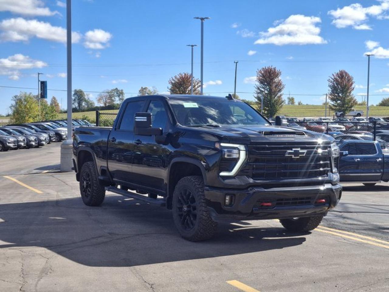 2026 Chevrolet Silverado 2500 HD LT Crew 4X4 | Diesel | Trail Boss | Z71 | 360 Camera | Heated Wheel + Seats | Remote Start and More! Photo
