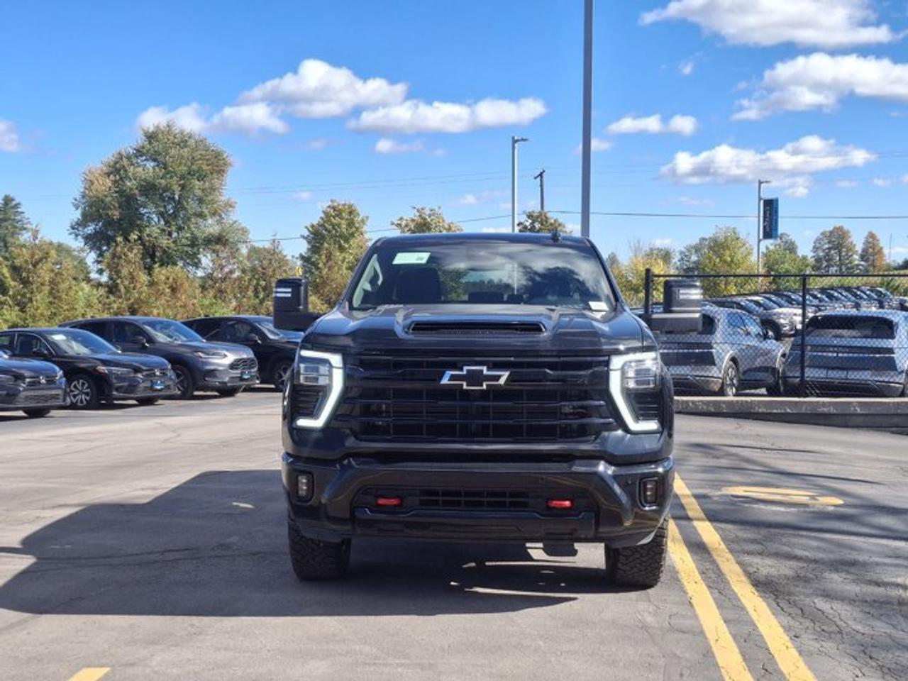 2026 Chevrolet Silverado 2500 HD LT Crew 4X4 | Diesel | Trail Boss | Z71 | 360 Camera | Heated Wheel + Seats | Remote Start and More! Photo