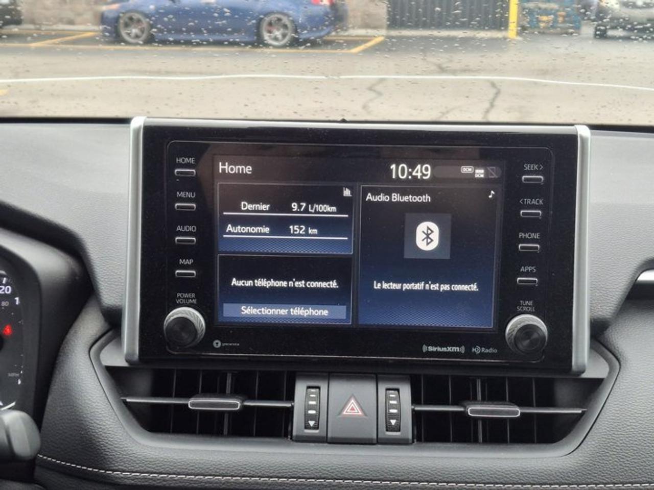 2021 Toyota RAV4 XLE Premium AWD | Leather | Sunroof | Heated Seats + Steering | Radar Cruise | Carplay & More ! Photo