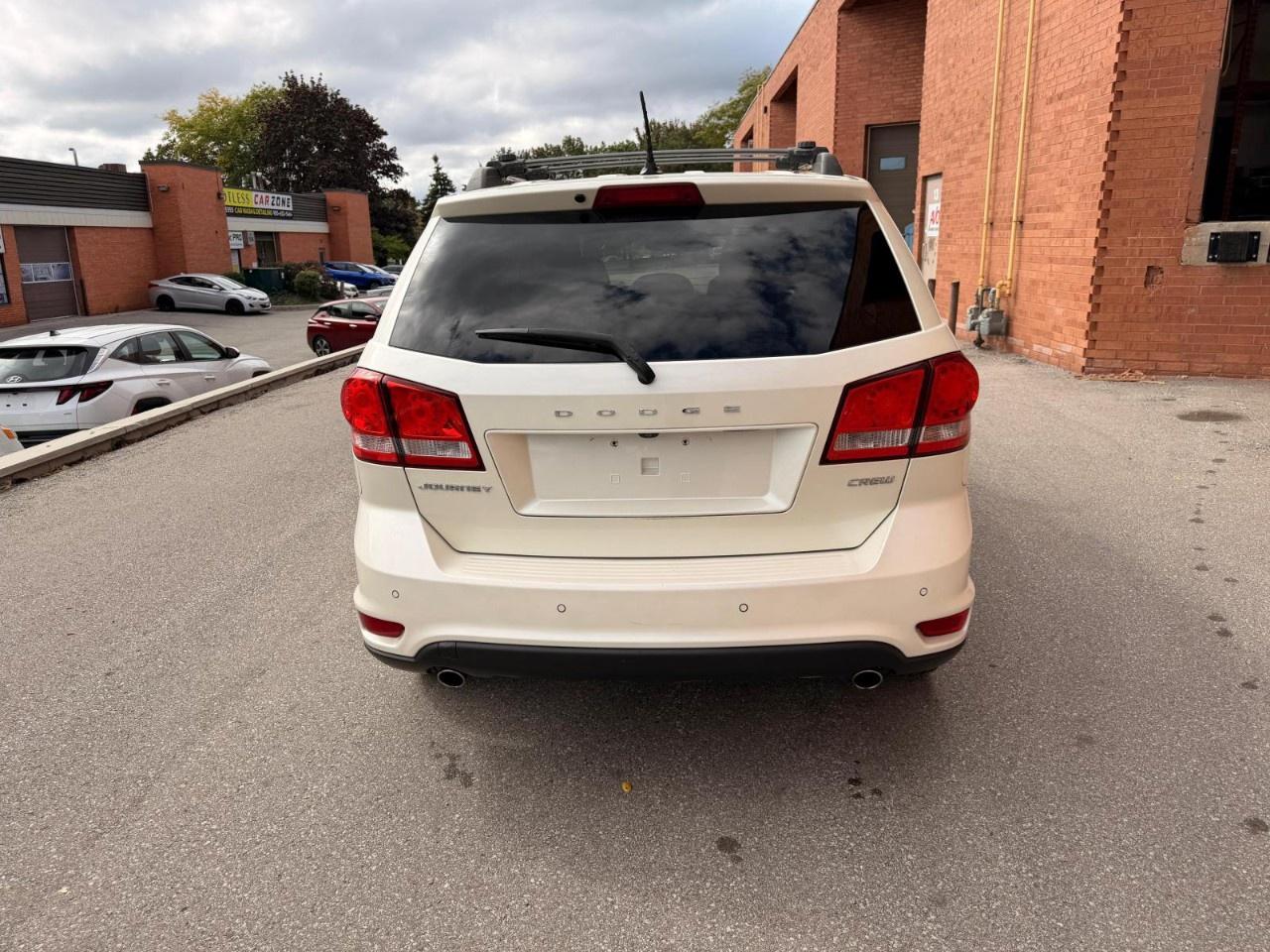 2013 Dodge Journey FWD 4DR CREW Photo