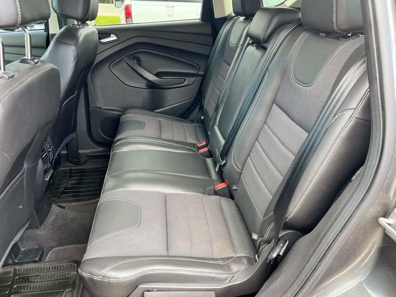 2015 Ford Escape FWD 4dr SE CERTIFIED Photo