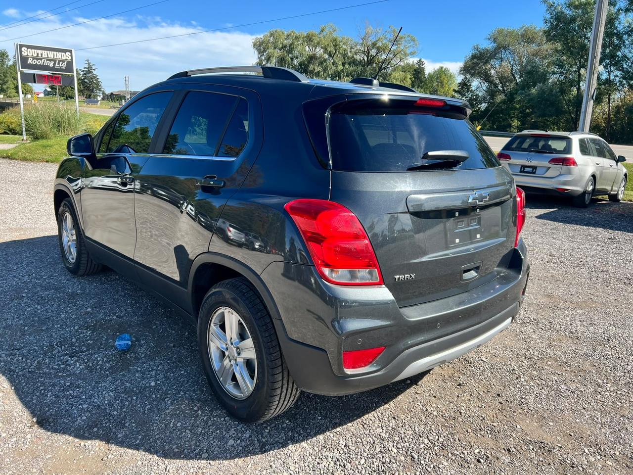 2017 Chevrolet Trax FWD 4dr LT CERTIFIED Photo2