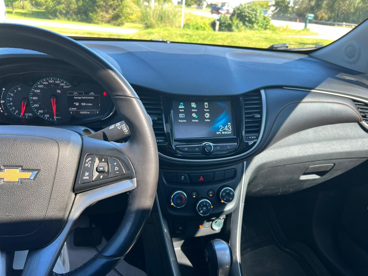 2017 Chevrolet Trax FWD 4dr LT CERTIFIED Photo