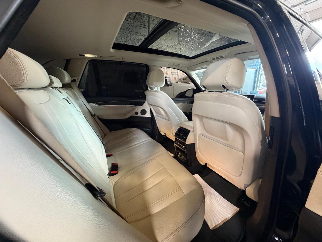 2015 BMW X5 xDrive35d | DIESEL | SUNROOF | WOOD TRIM | SPOILER Photo
