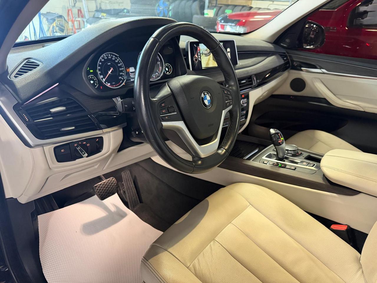 2015 BMW X5 xDrive35d | DIESEL | SUNROOF | WOOD TRIM | SPOILER Photo