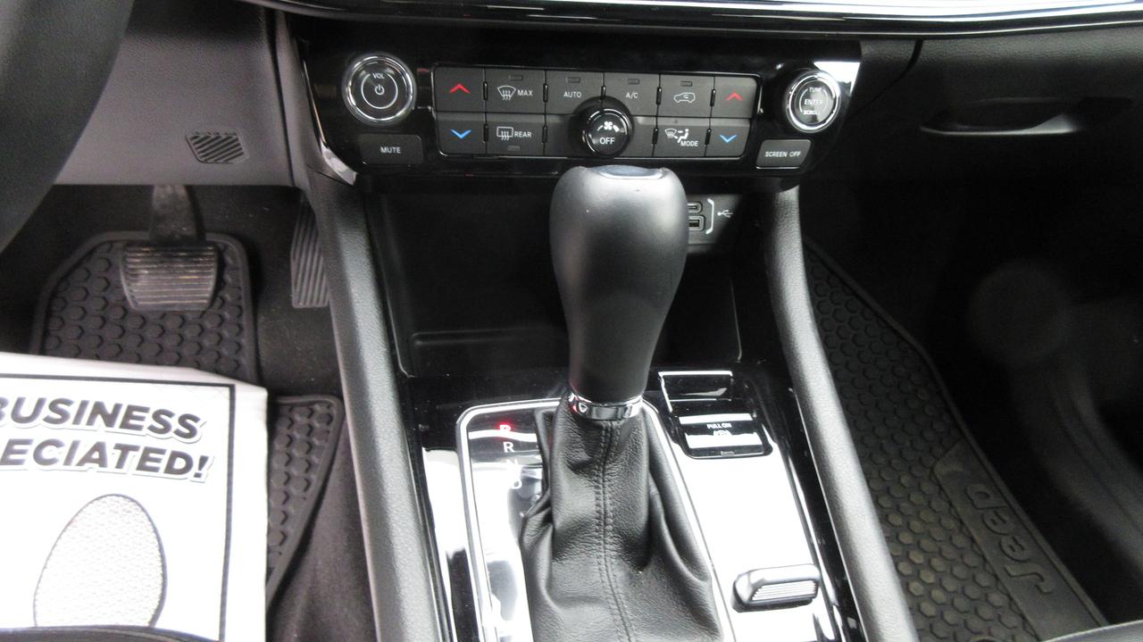 2025 Jeep Compass Altitude Photo