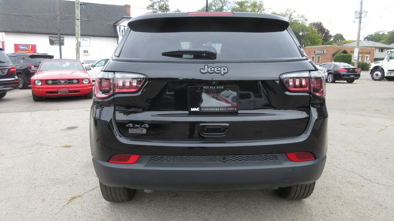 2025 Jeep Compass Altitude Photo