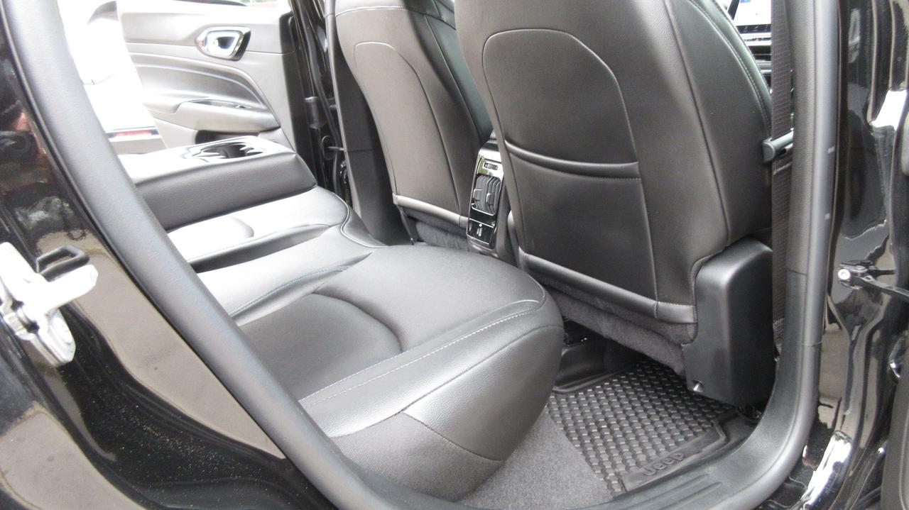 2025 Jeep Compass Altitude Photo
