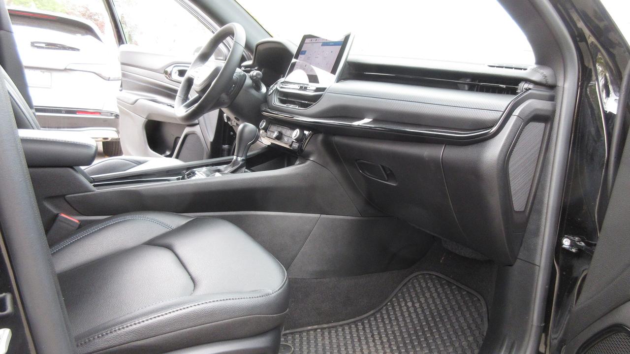 2025 Jeep Compass Altitude Photo