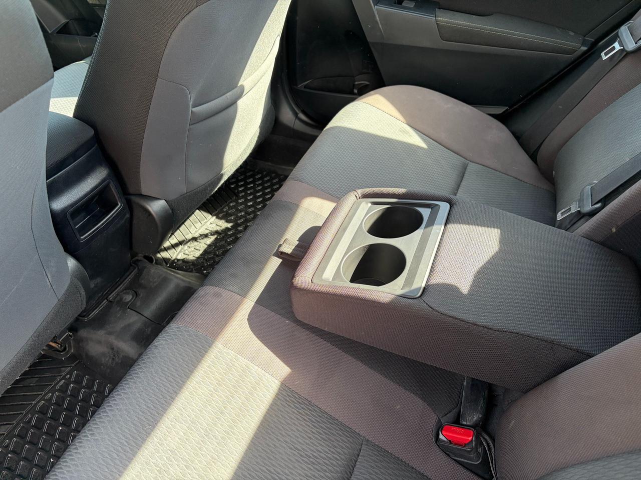 2019 Toyota Corolla LE Photo