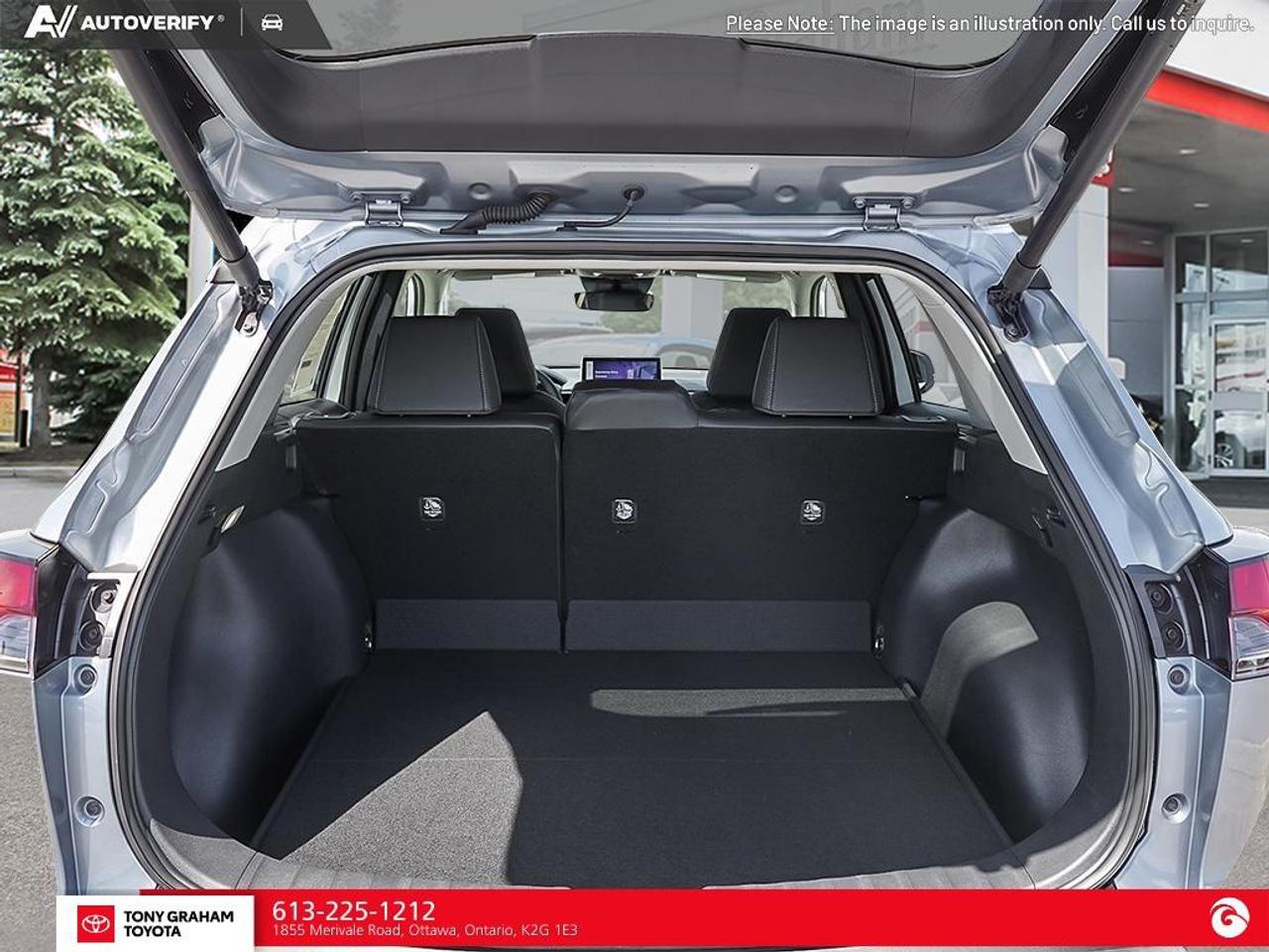 2026 Toyota Corolla Cross XLE Photo