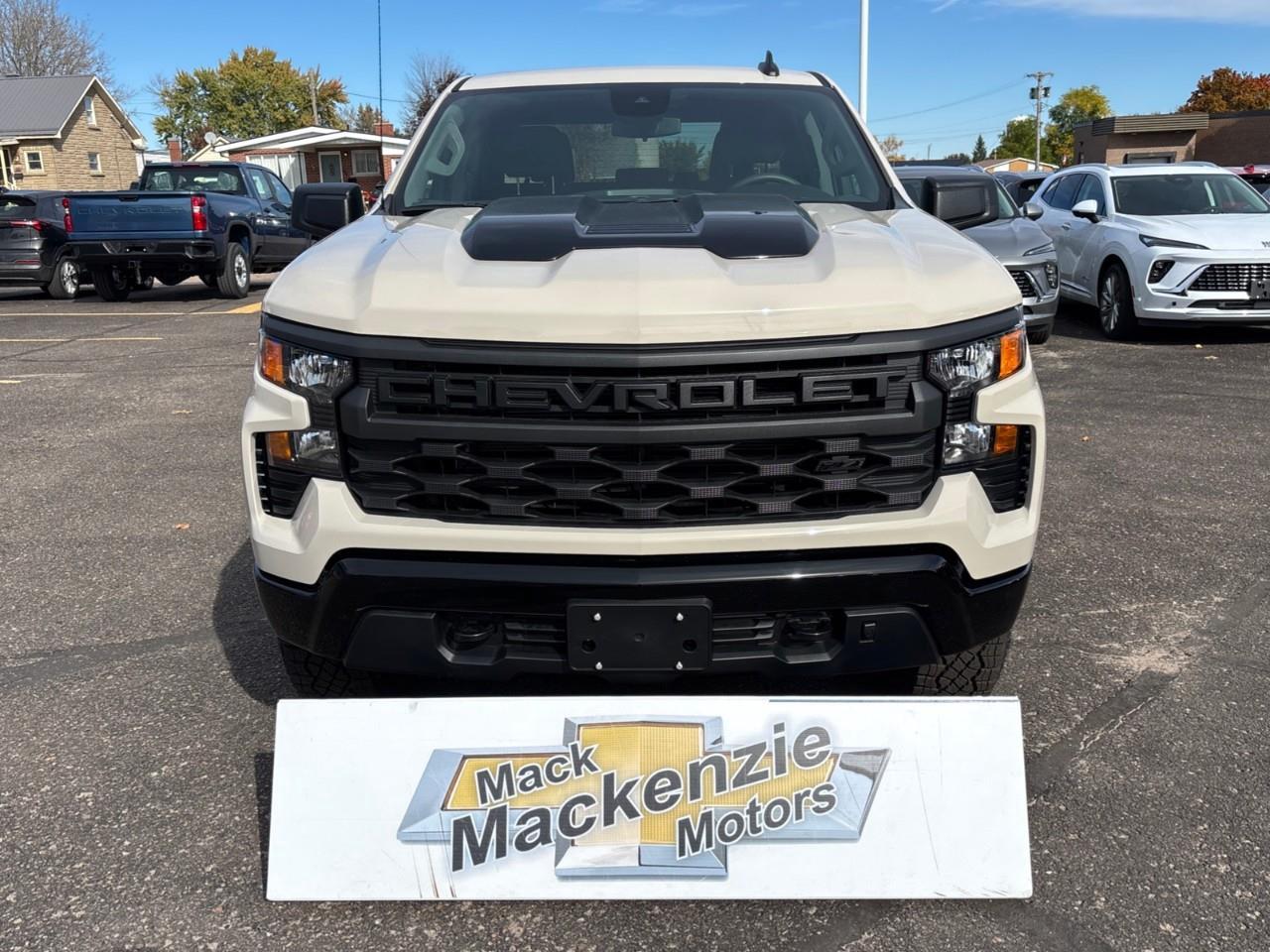 2026 Chevrolet Silverado 1500 Custom Trail Boss New 2026 Gas Powered V8 6 Passenger Crew Cab 4X4 Truck with a 2 Factory Installed Lift, Push Button Start with Remote Vehicle Start and a 7 Diagonal Touchscreen Radio with Wireless Apple CarPlay and W Photo0