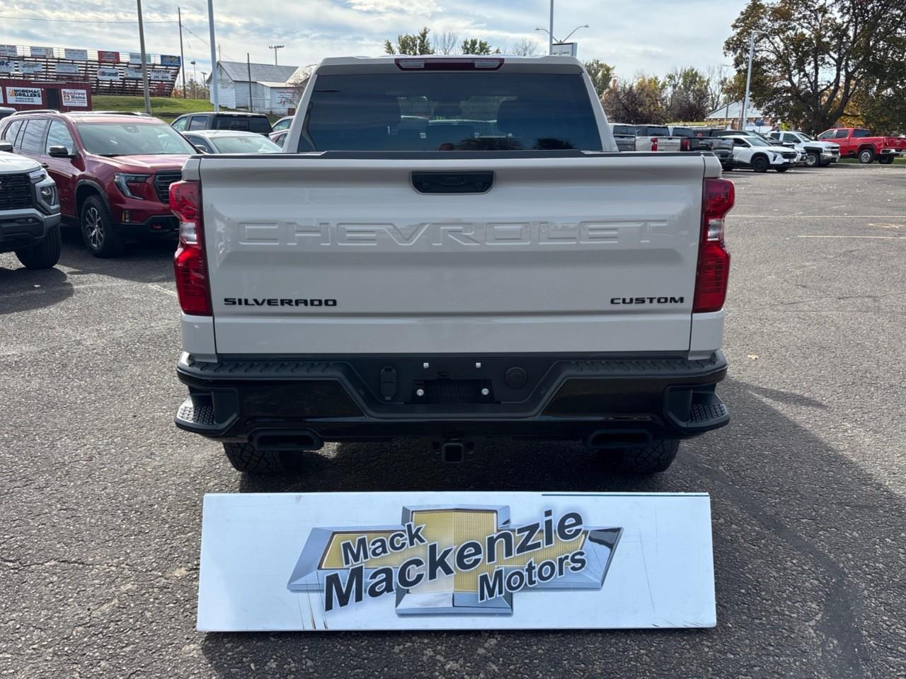 2026 Chevrolet Silverado 1500 Custom Trail Boss New 2026 Gas Powered V8 6 Passenger Crew Cab 4X4 Truck with a 2 Factory Installed Lift, Push Button Start with Remote Vehicle Start and a 7 Diagonal Touchscreen Radio with Wireless Apple CarPlay and W Photo