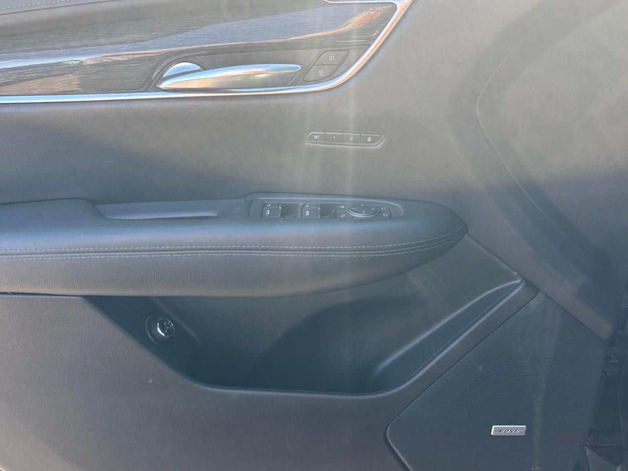 2022 Cadillac XT5 Premium Luxury Photo