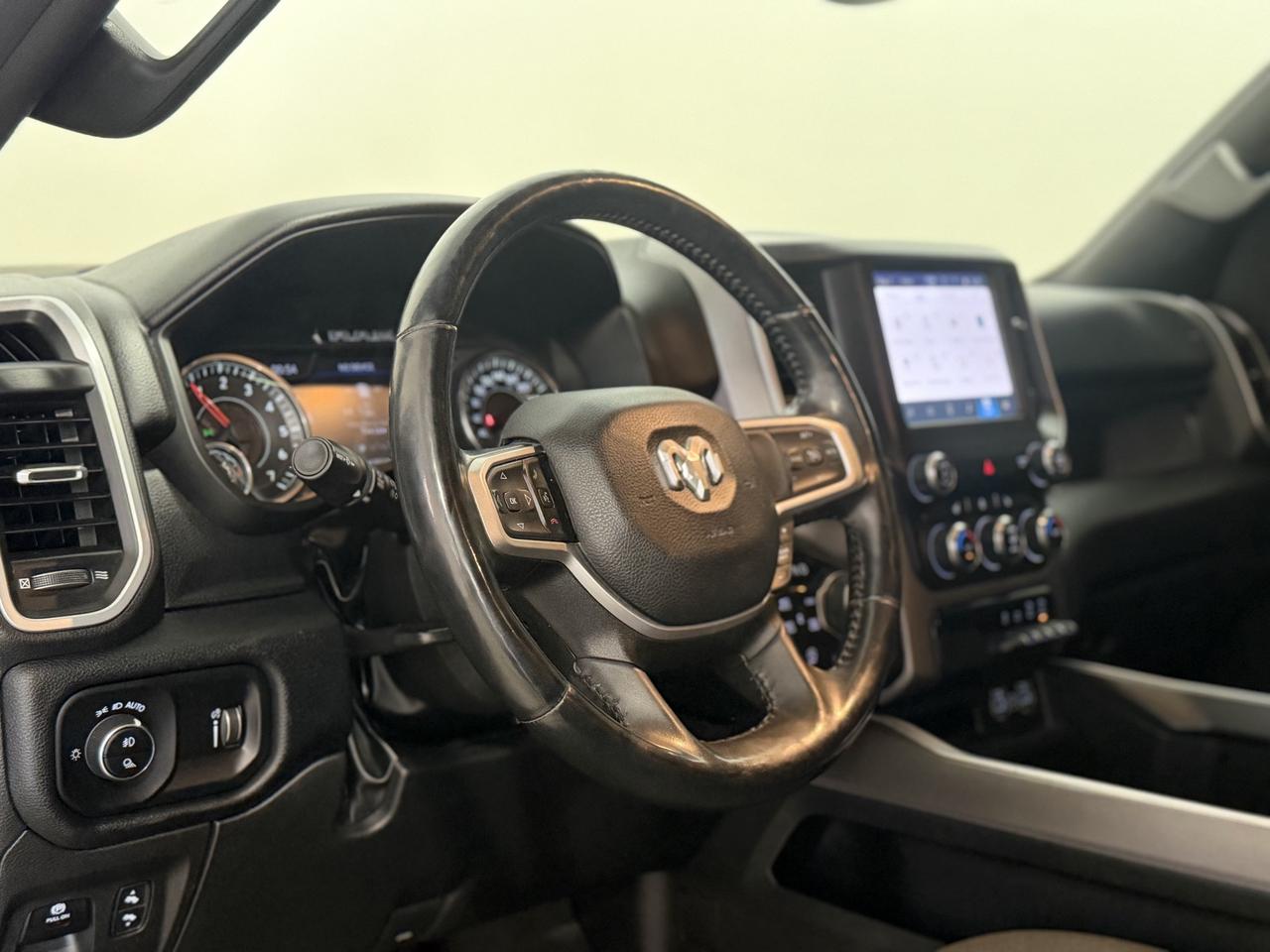 2022 RAM 1500 Big Horn 4x4 Crew Cab 5'7" Box Photo