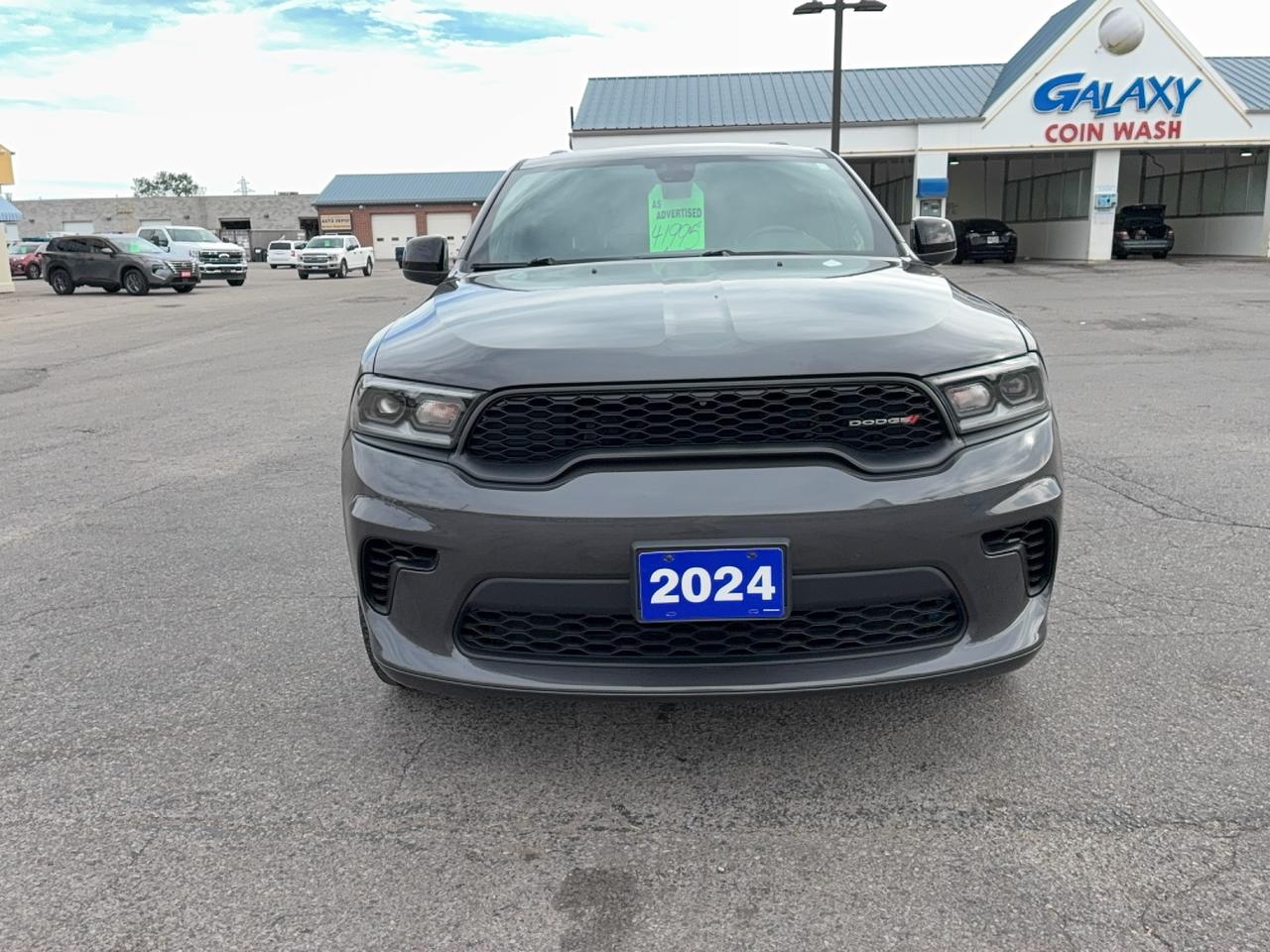2024 Dodge Durango GT AWD 3.6L6cylGas 7 Passenger Photo5
