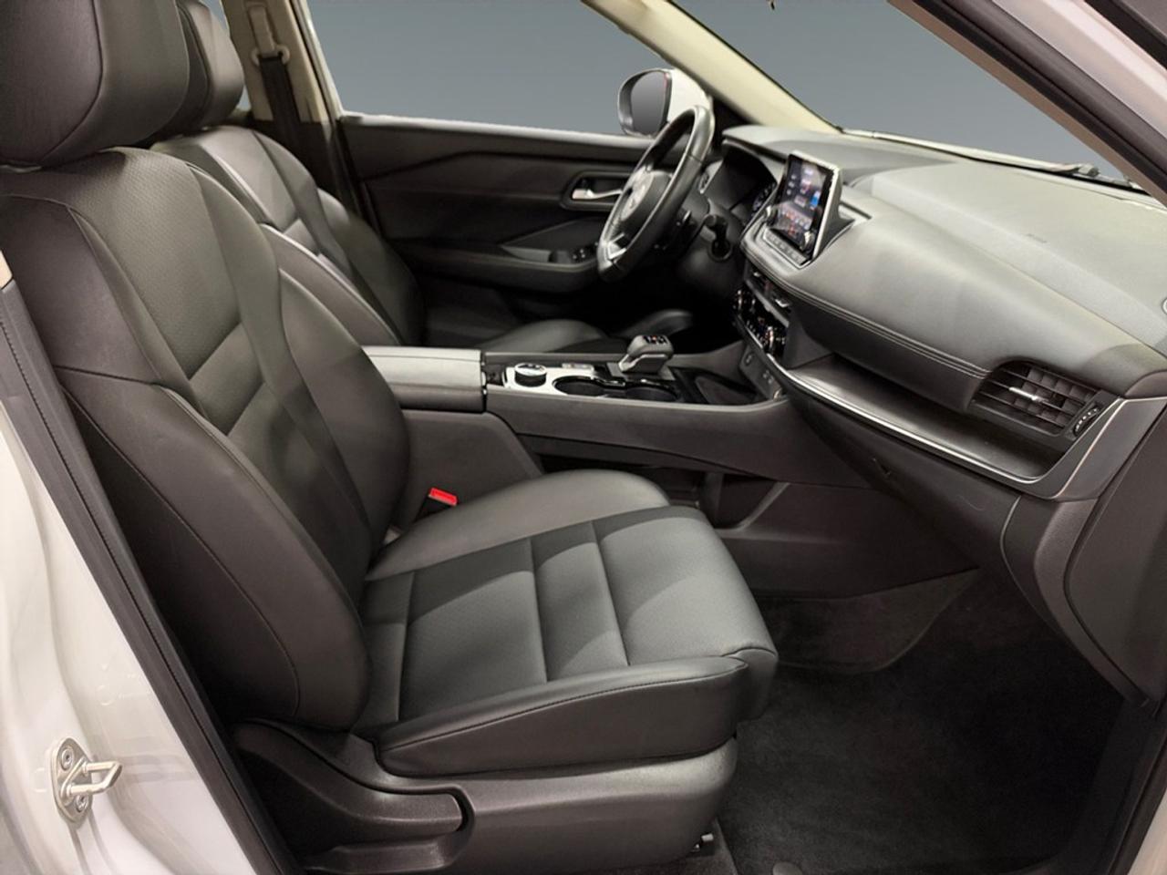 2024 Nissan Rogue AWD SV Moonroof Photo