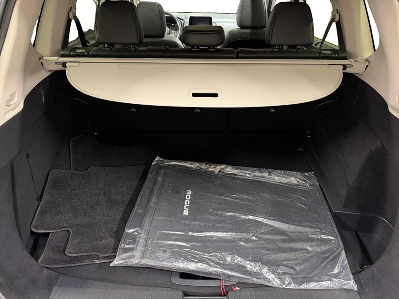 2024 Nissan Rogue AWD SV Moonroof Photo