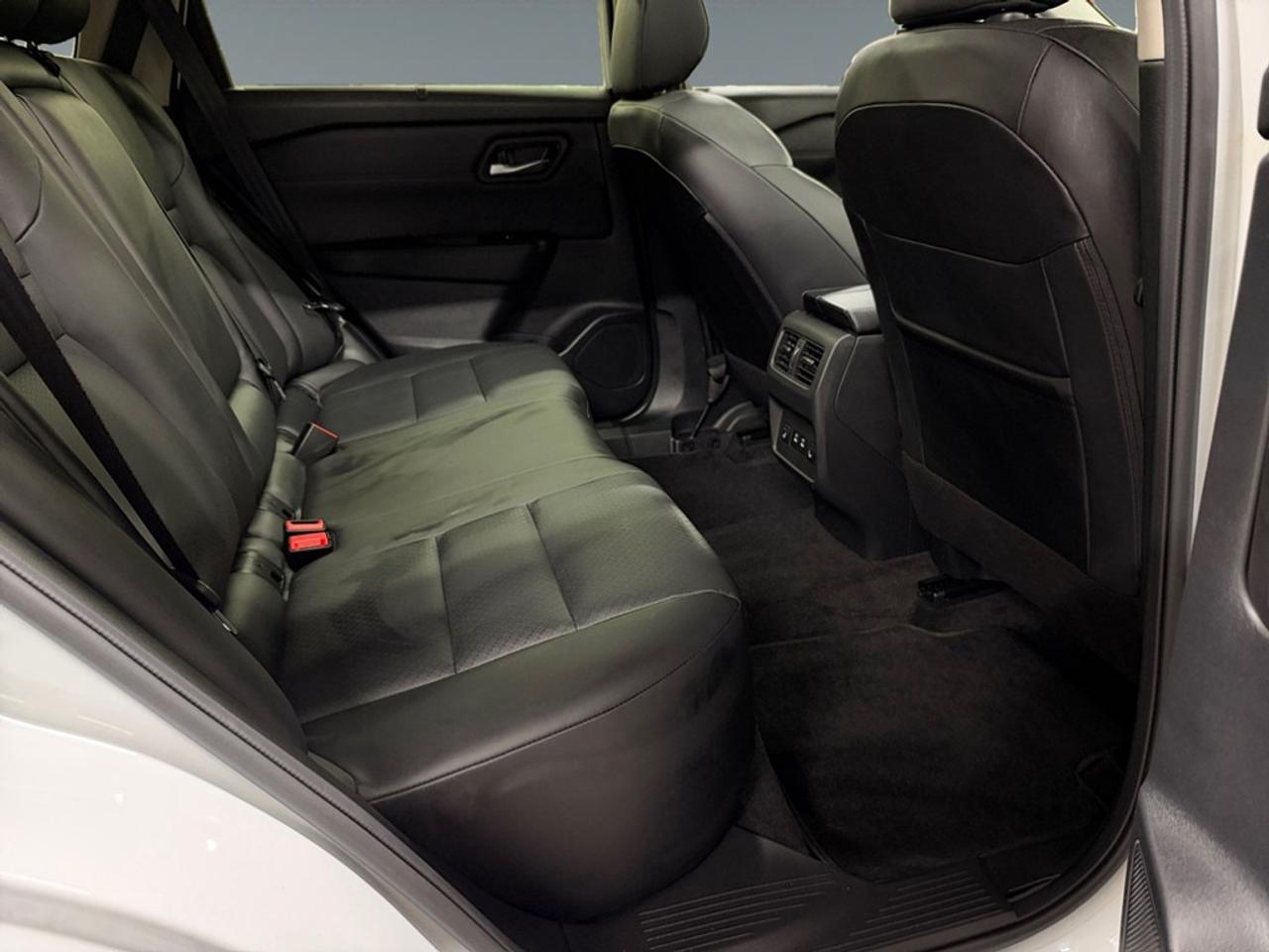 2024 Nissan Rogue AWD SV Moonroof Photo