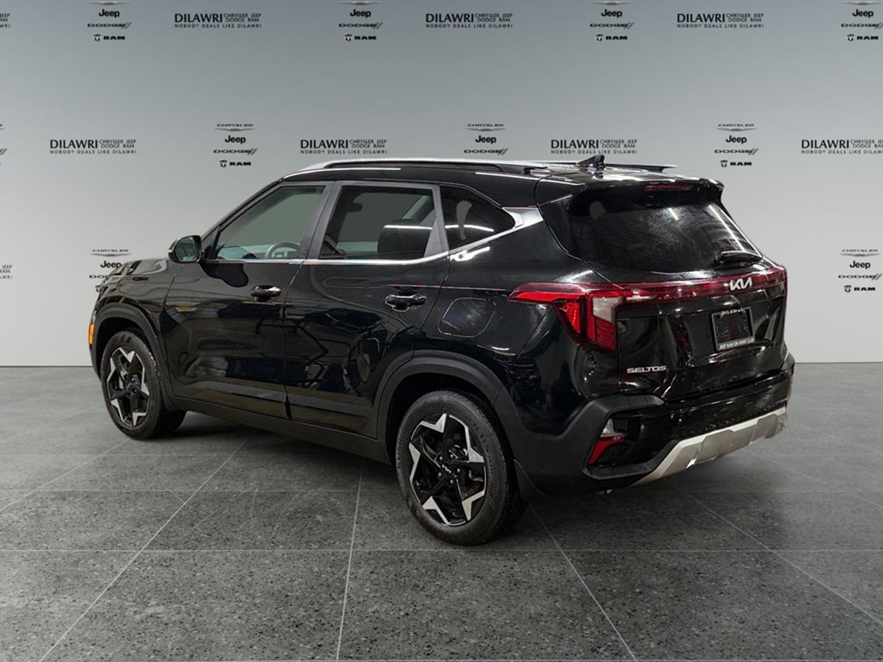 2026 Kia Seltos EX PREMIUM AWD Photo2