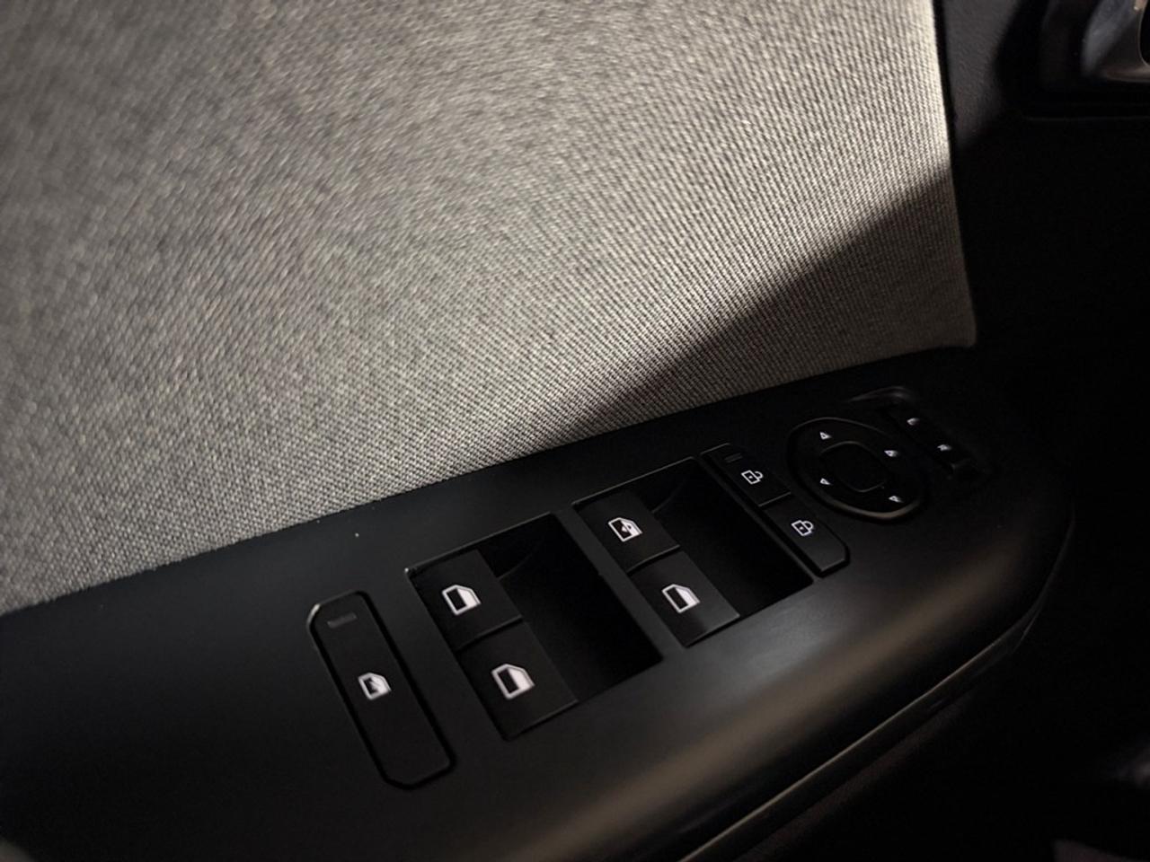 2025 Kia K4 EX FWD Photo