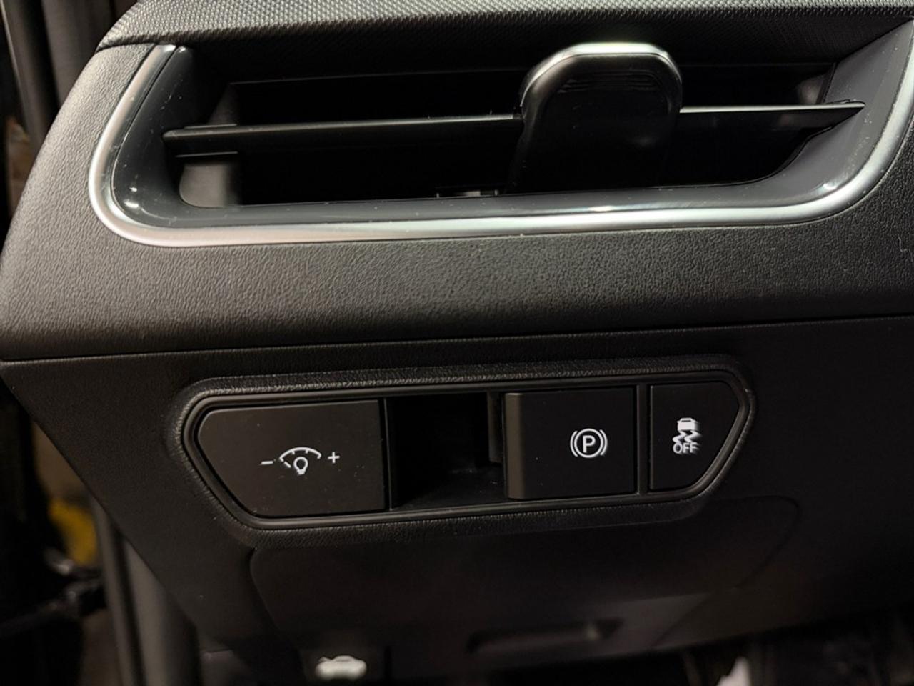 2025 Kia K4 EX FWD Photo