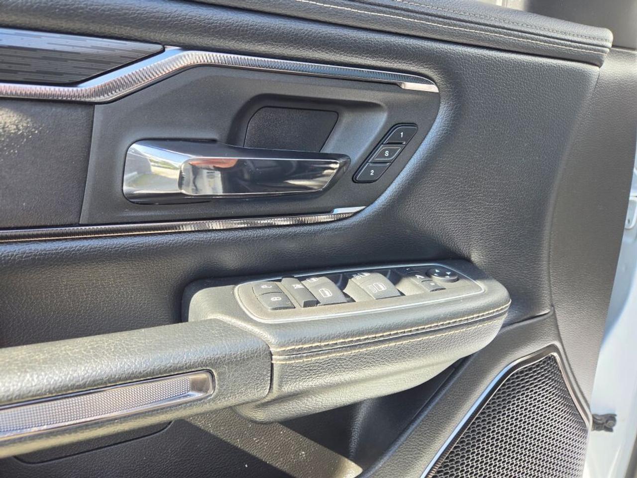 2024 RAM 1500 SPORT GT Photo