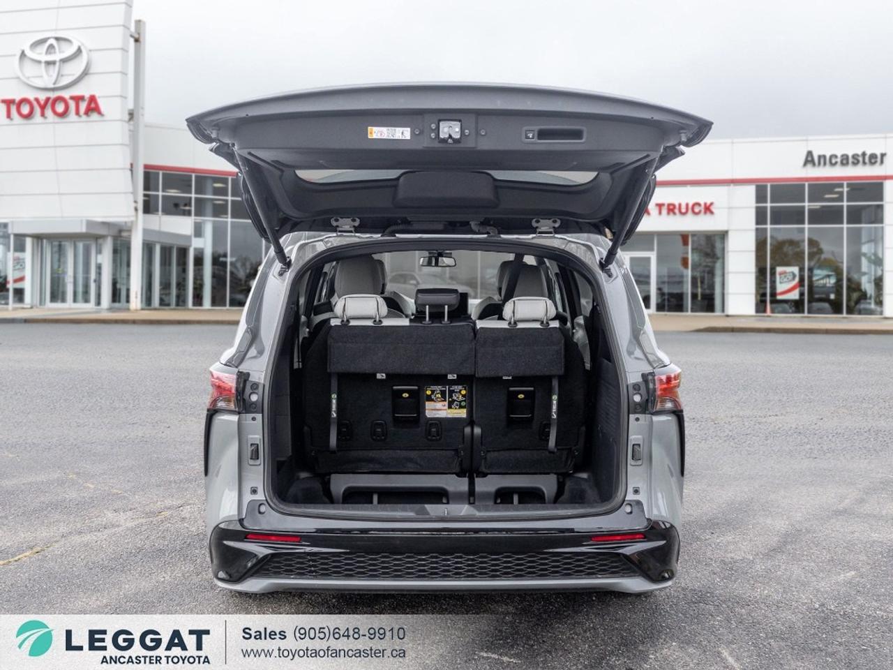 2025 Toyota Sienna XSE 7-Passenger AWD Photo