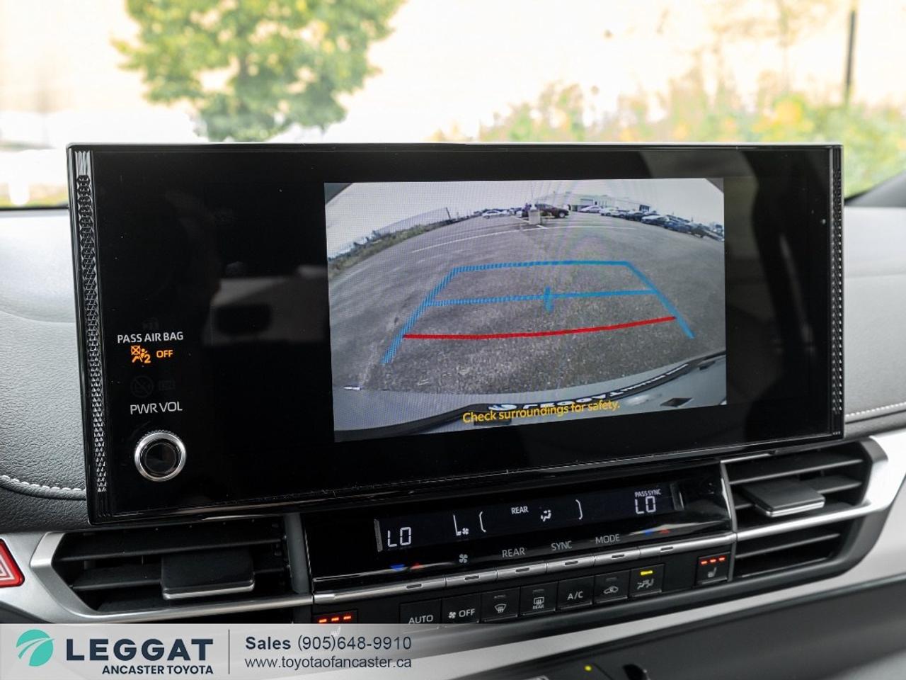2025 Toyota Sienna XSE 7-Passenger AWD Photo