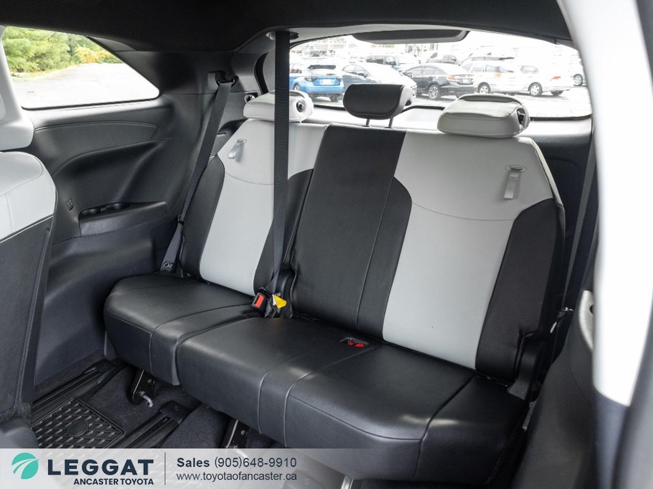 2025 Toyota Sienna XSE 7-Passenger AWD Photo