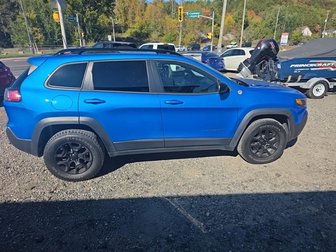 2022 Jeep Cherokee Trailhawk trailhawk Photo