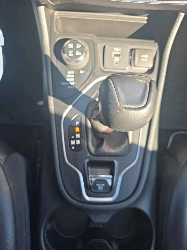 2022 Jeep Cherokee Trailhawk trailhawk Photo