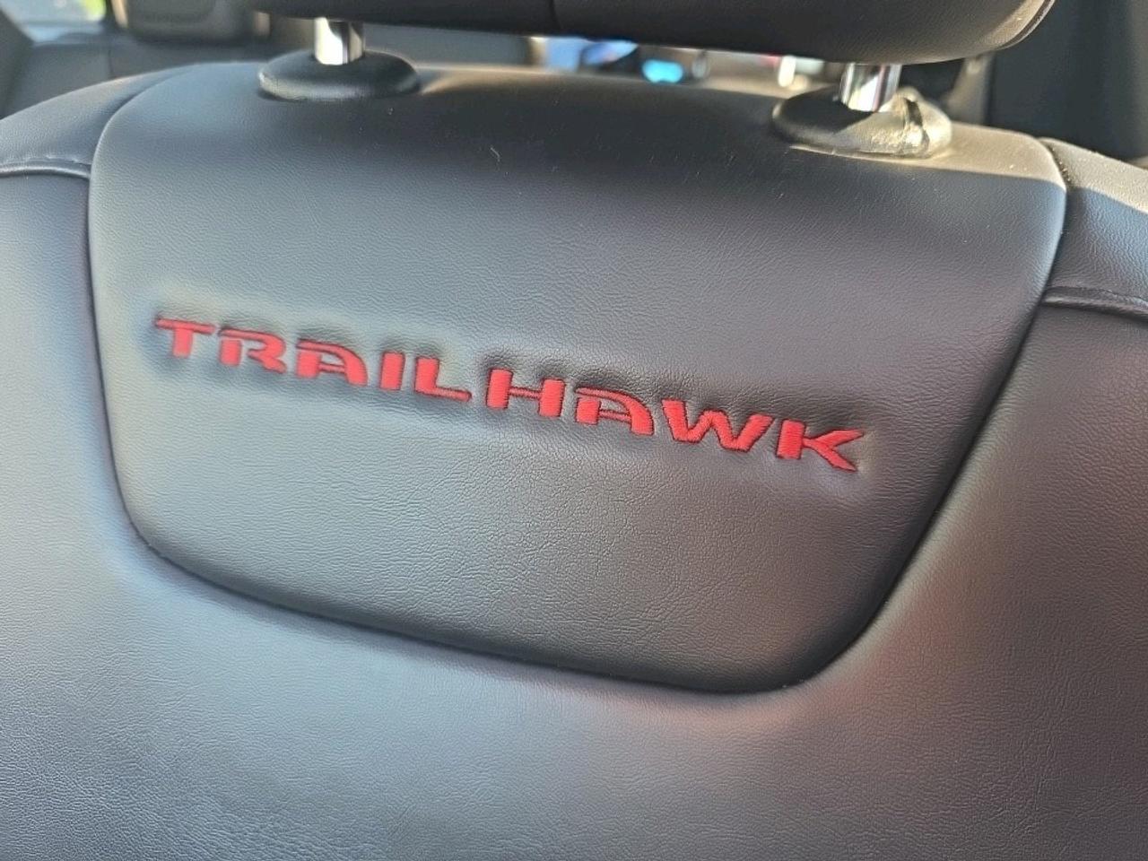 2022 Jeep Cherokee Trailhawk trailhawk Photo