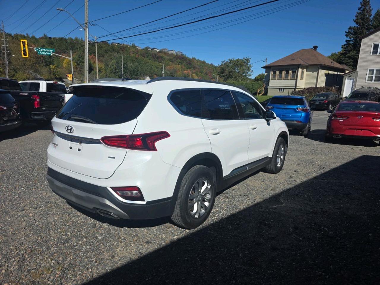 2020 Hyundai Santa Fe Essential 2.4  w/Safety Package ESSENTIAL AWD SAFETY Photo