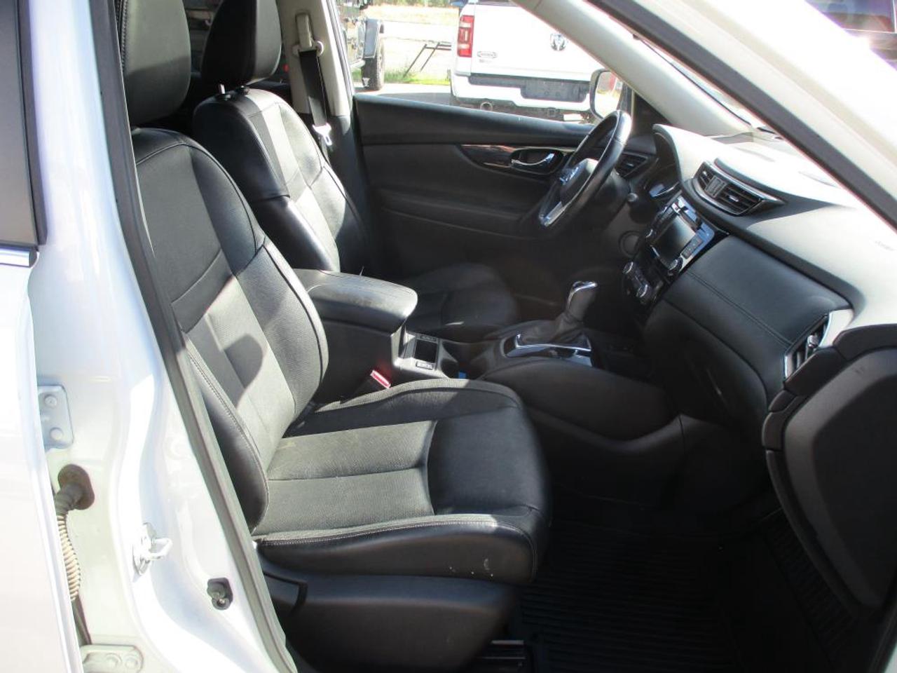 2018 Nissan Rogue SL AWD Photo